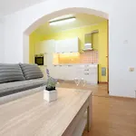 Apartment Maja *