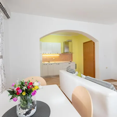 Maja * Rogoznica (Sibenik-Knin)