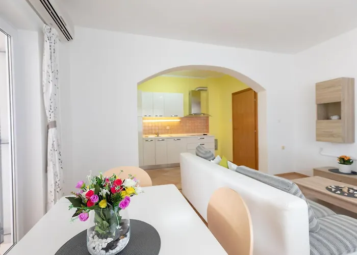 Maja * Rogoznica (Sibenik-Knin)